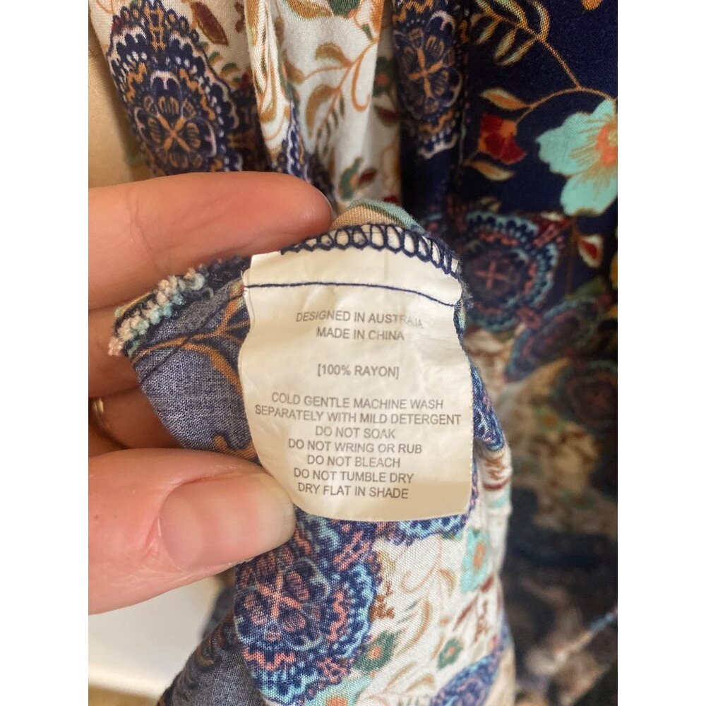 Abel The Label Boho Floral Maxi Dress With Flutter Sleeves & V-Neckline - Picture 6 of 7